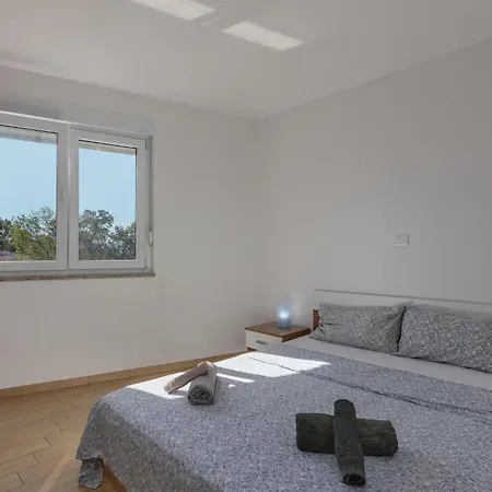 Gorgeous In With Wifi